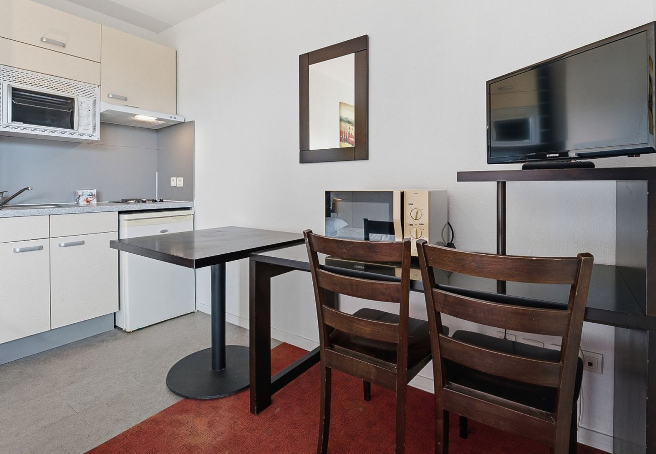 Studio in Grasse - Apartment with balcony and swimming pool