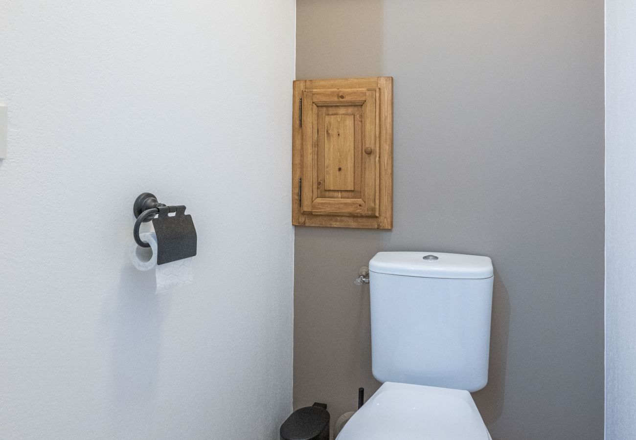 Appartement à Orcières -  2 pièces cabine 6 pers, balcon , piscine ,WIFI et parking