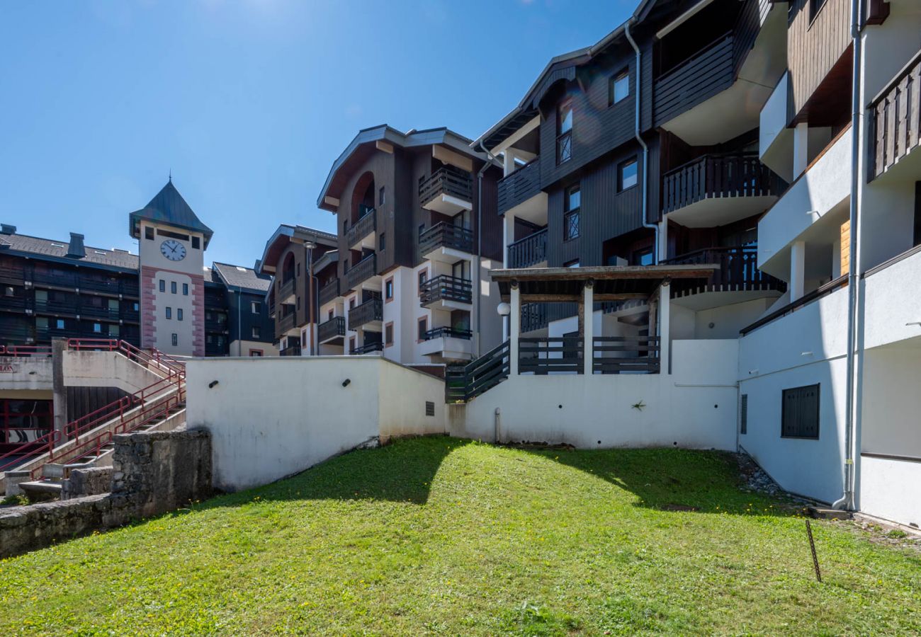 Appartement à Morillon - Appt au pied des pistes 4 pers avec balcon