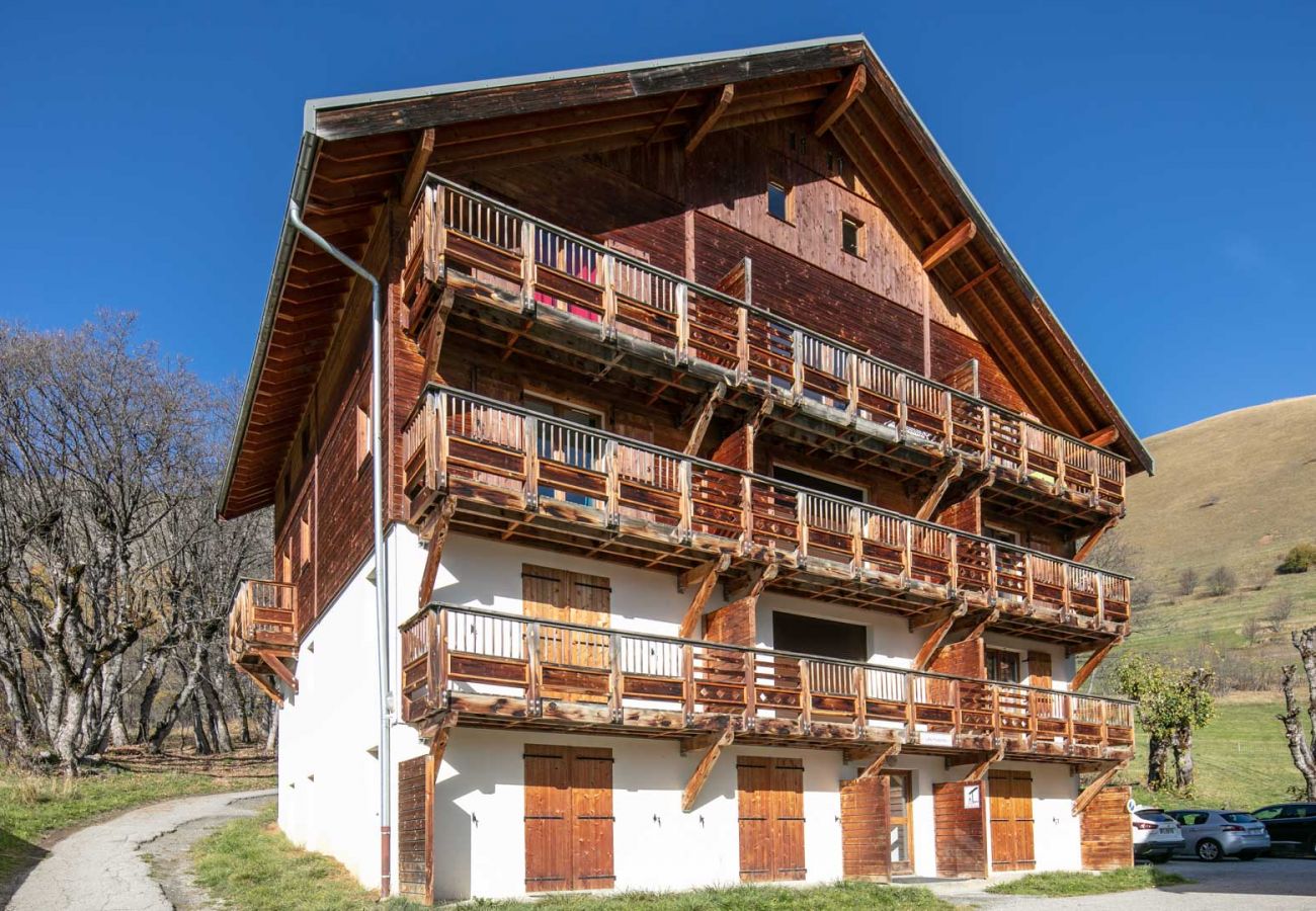 Appartement à Saint-Sorlin-d´Arves - Appt rénové 6 pers, 2 balcons vue montagne