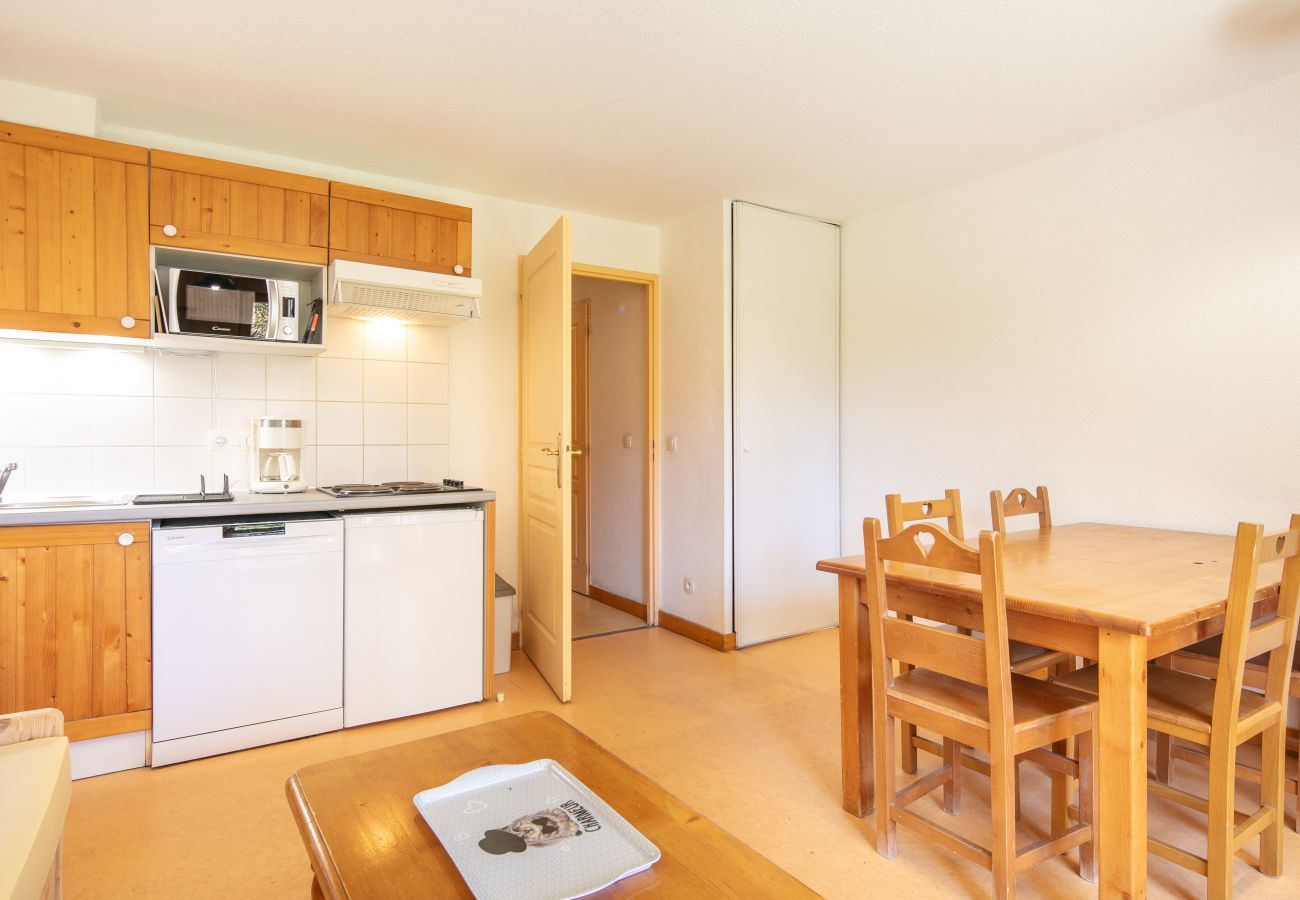 Appartement à Saint-Sorlin-d´Arves - Appt 5 pers, vue montagnes, piscine intérieure