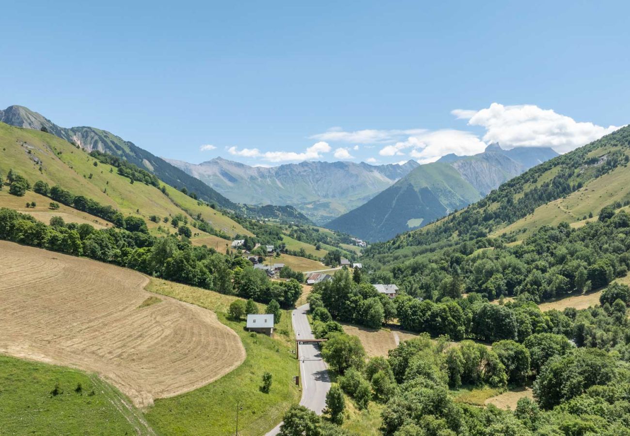 Appartement à Saint-Sorlin-d´Arves - Appt 5 pers, vue montagnes, piscine intérieure