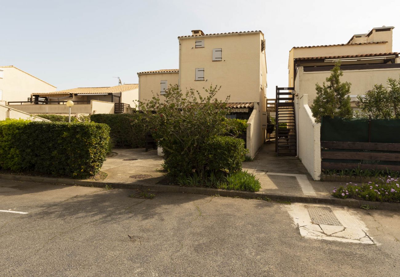 Studio à Agde - Appt 4 pers, loggia, près de la plage, parking