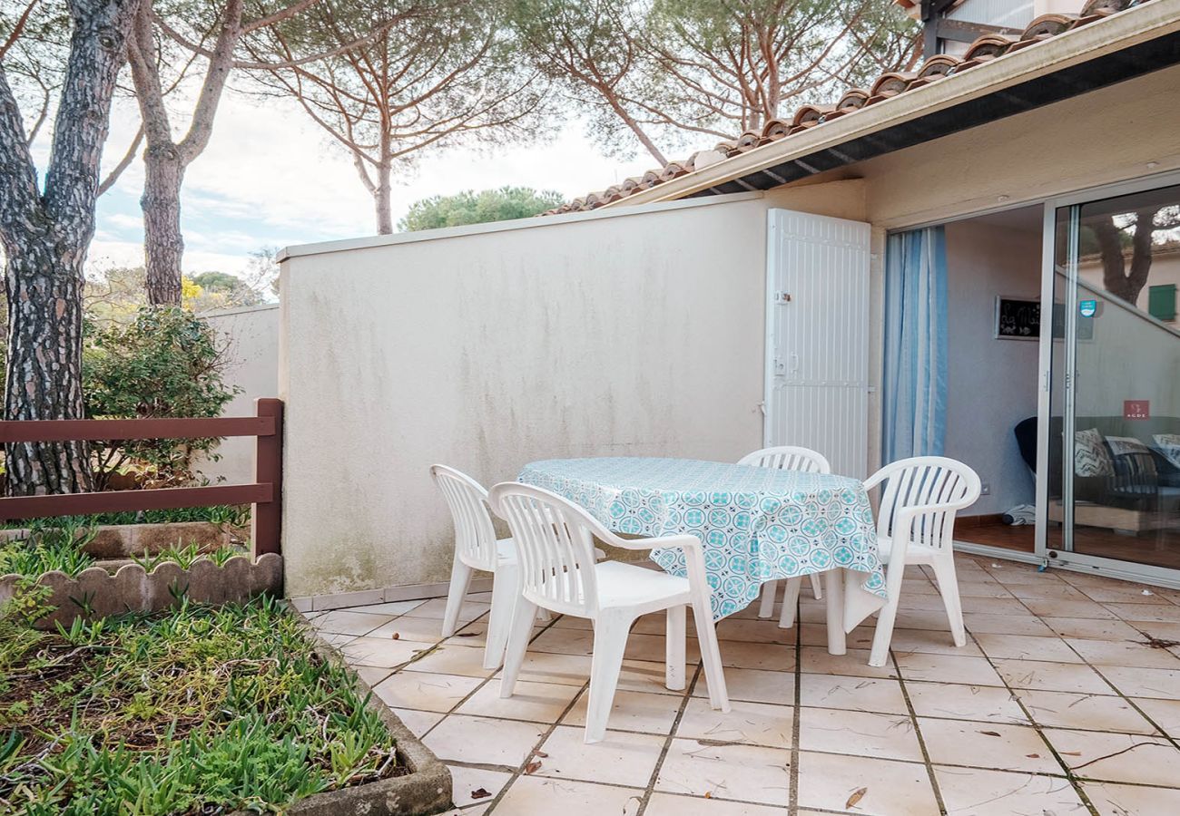 Appartement à Agde - Appt lumineux 5 pers, grande terrasse, parking