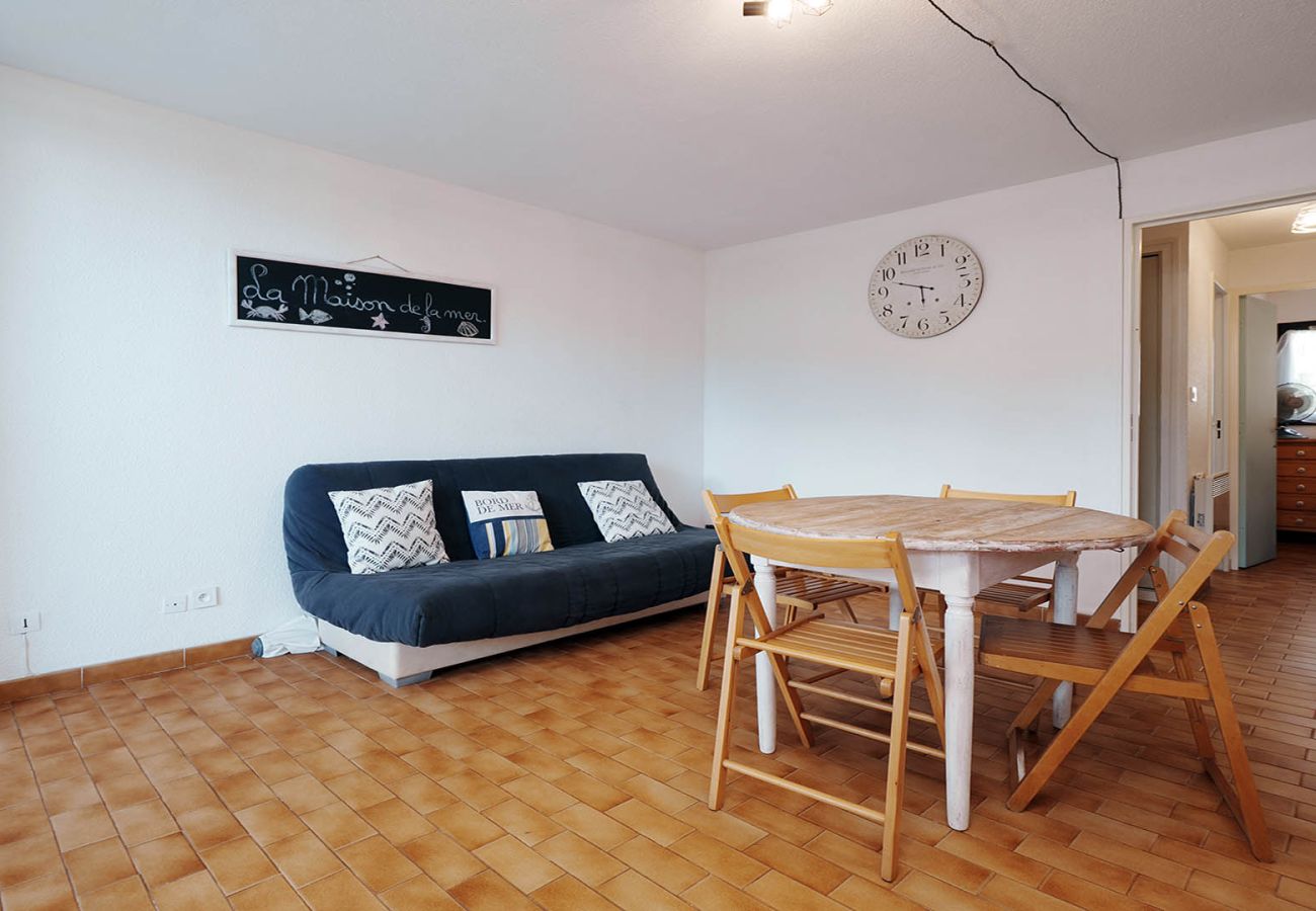 Appartement à Agde - Appt lumineux 5 pers, grande terrasse, parking