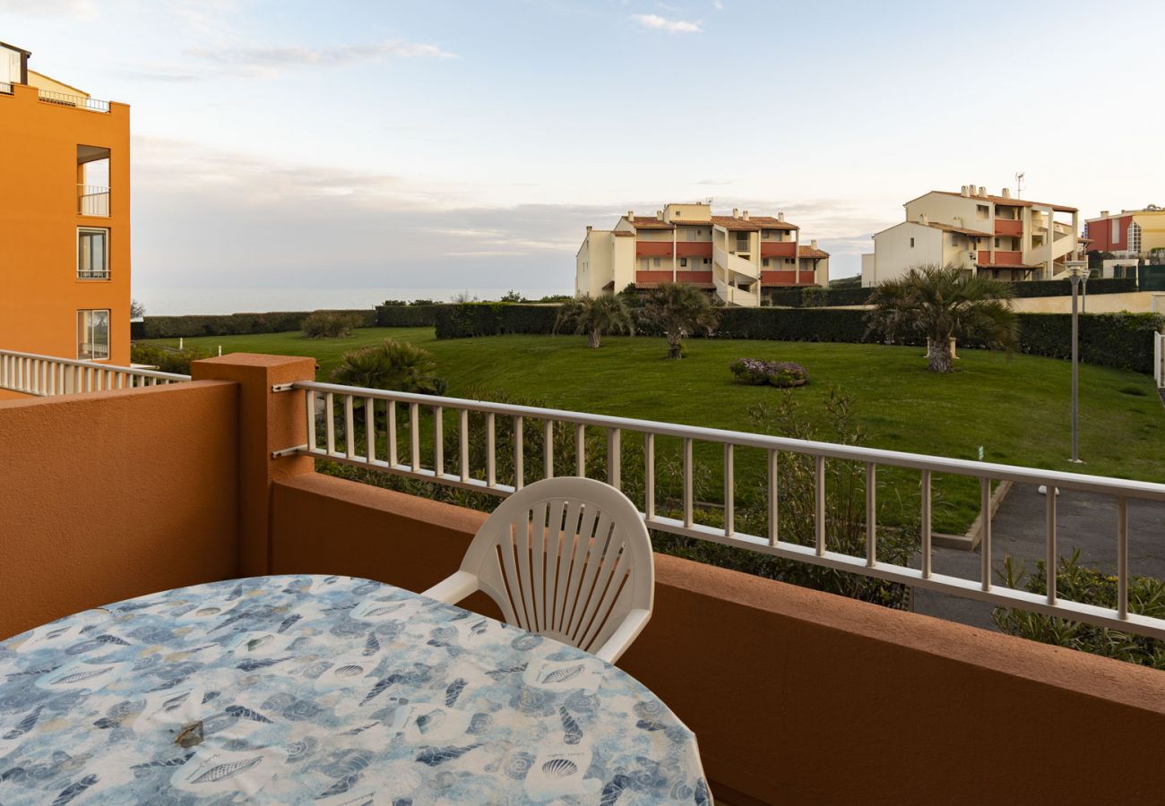 Studio à Agde - Studio vue mer 4 pers, loggia équipée, plage à 50m