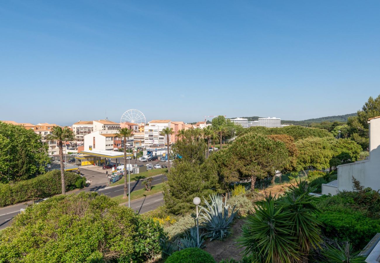 Studio à Agde - Studio 4 pers, plage à 200m, près du centre