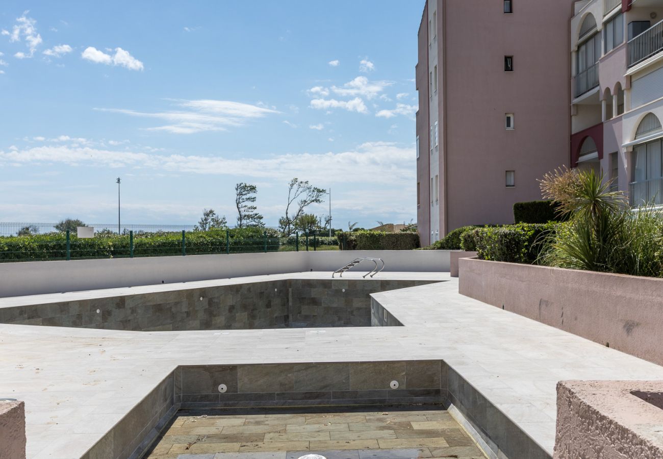 Appartement à Agde - Appt 6 pers vue lagon, balcon, piscine, parking