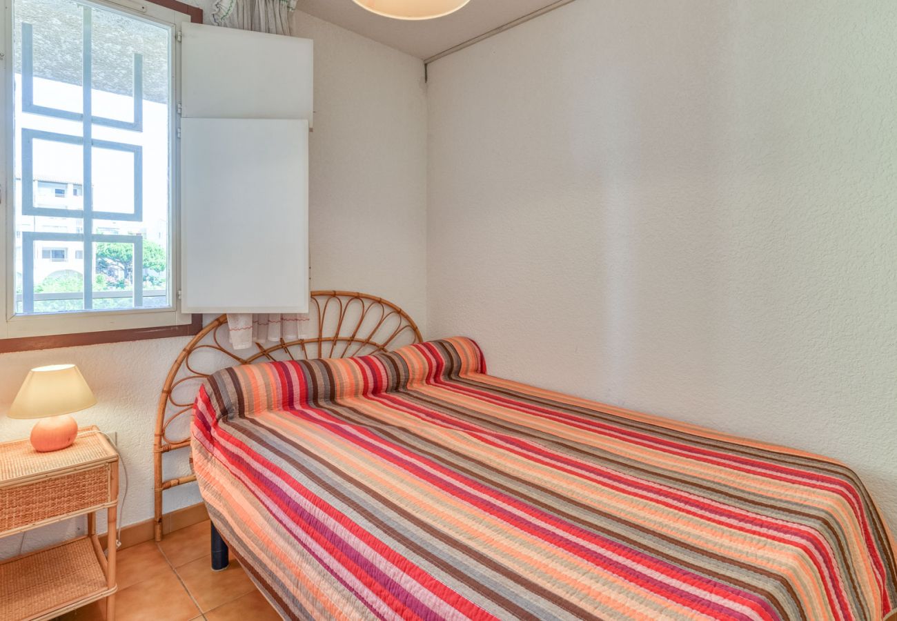 Appartement à Agde - Appt 5 pers vue piscine, loggia, parking privé