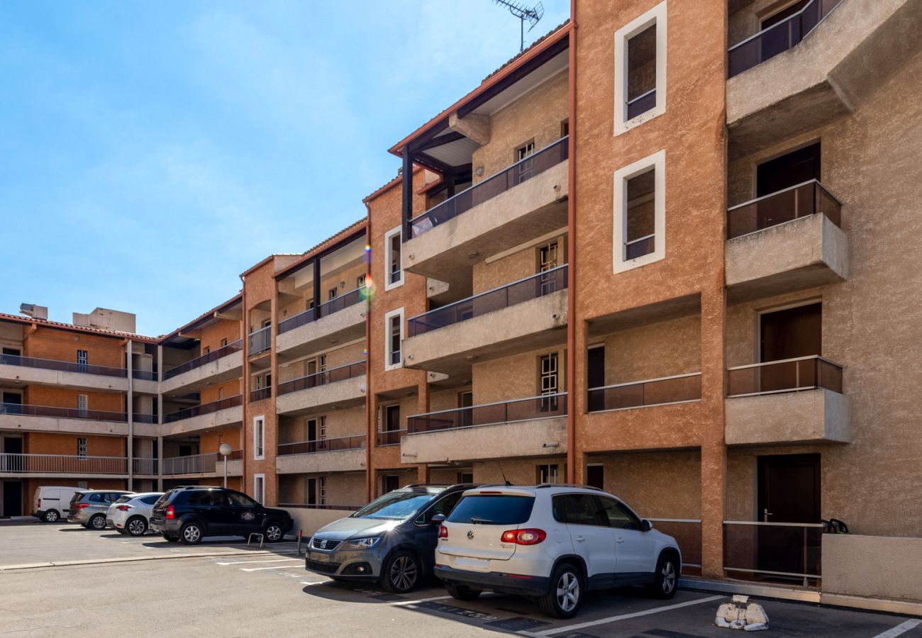 Appartement à Agde - Appt 5 pers vue piscine, loggia, parking privé