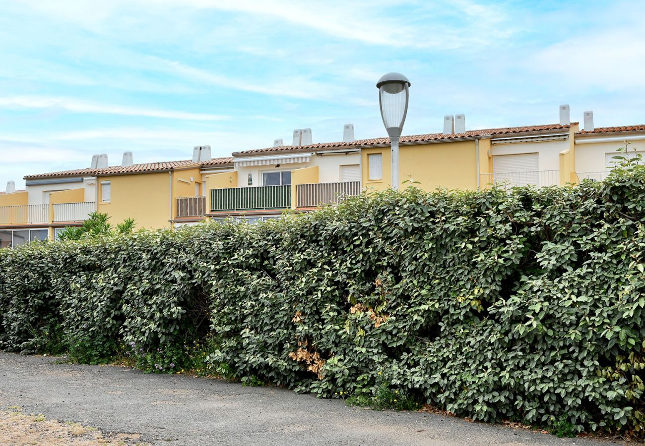 Appartement à Agde - Appt moderne 4 pers, terrasse, près de la plage