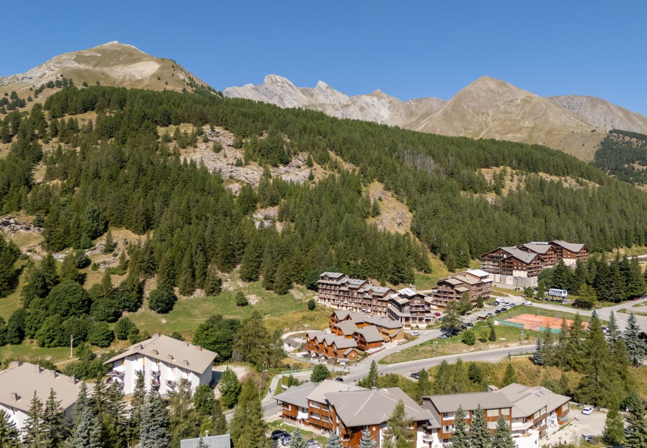 Appartement à Allos - Appt 4/6 pers au pied des pistes, piscine chauffée