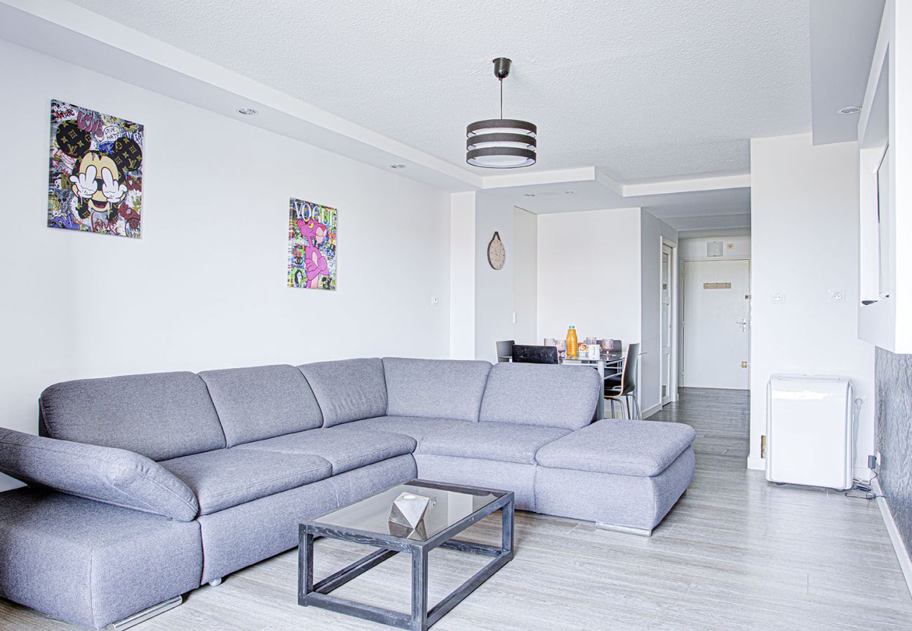 Studio à Agde - Studio rénové 4 pers, moderne avec loggia