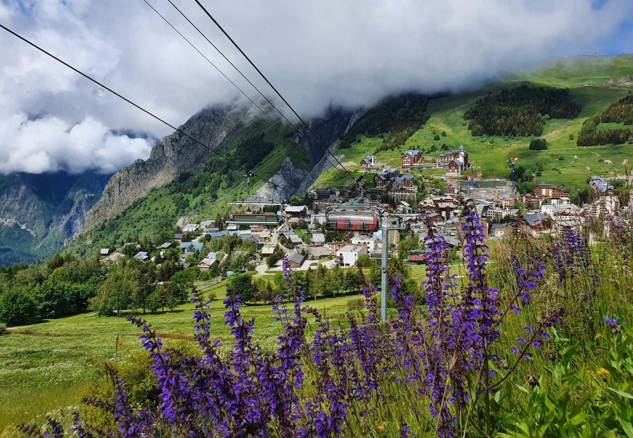 Studio à Les Deux Alpes - Studio lumineux 4 pers, expo sud, vue montagne