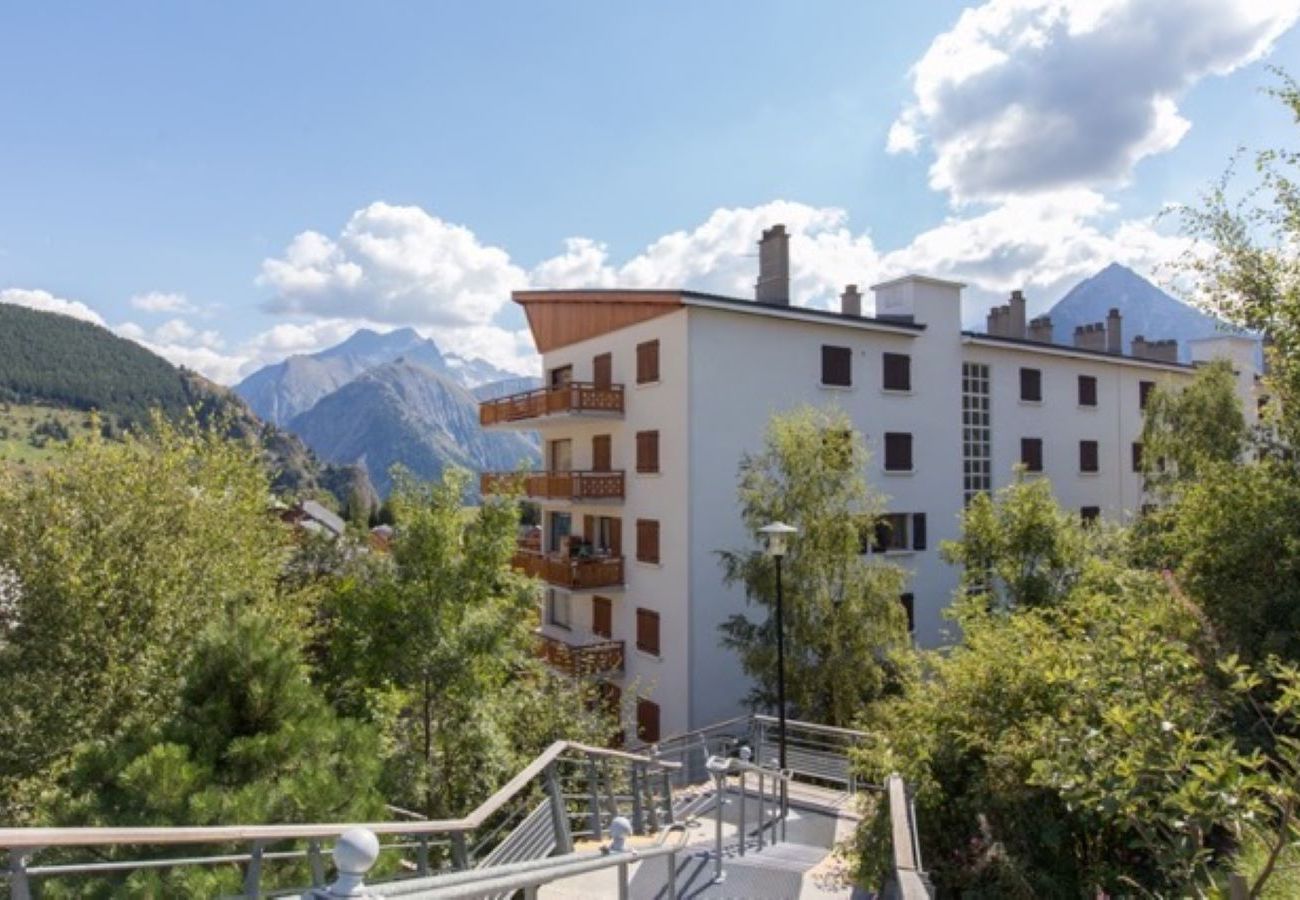 Appartement à Les Deux Alpes - Appart vue montagne 4/6 pers, télésiège à 50m