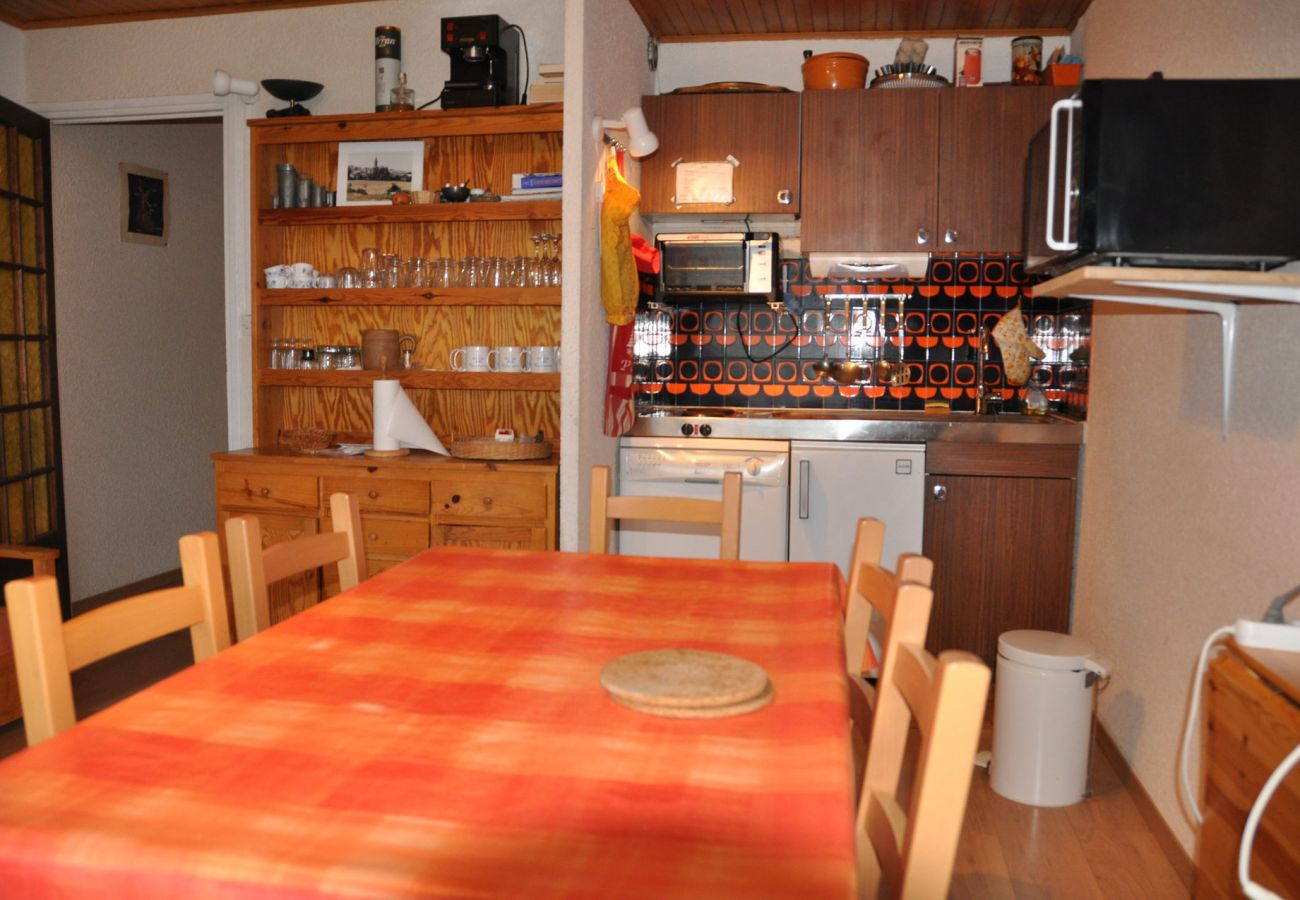 Appartement à Les Deux Alpes - Appt proche des pistes, 4/6 pers, balcon expo sud