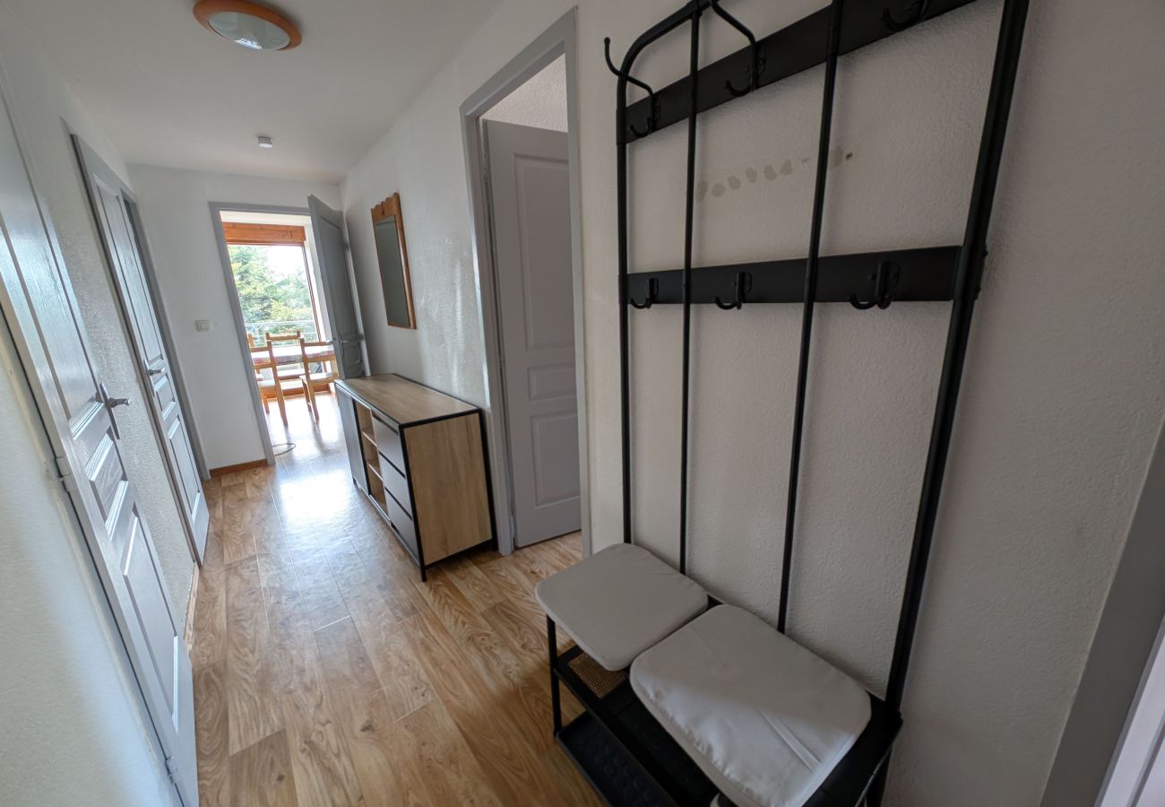 Appartement à Chamrousse - Appt spacieux 8 pers, terrasse, proche des pistes