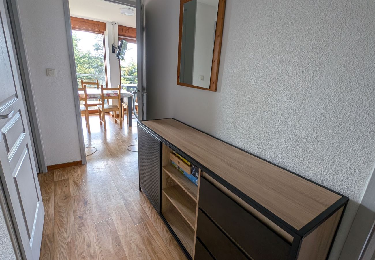 Appartement à Chamrousse - Appt spacieux 8 pers, terrasse, proche des pistes