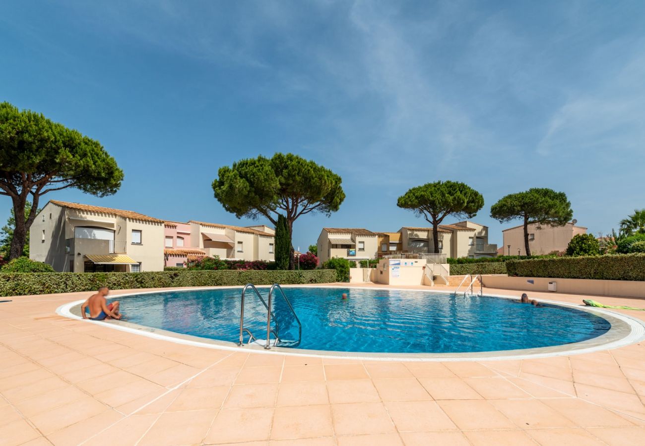 Appartement à Agde - Appt lumineux 4 pers, grande terrasse, proche de la mer