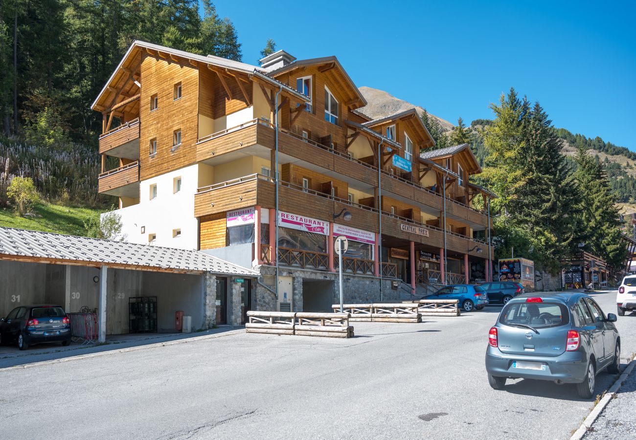 Appartement à Allos - Appt montagne 6 pers avec balcon