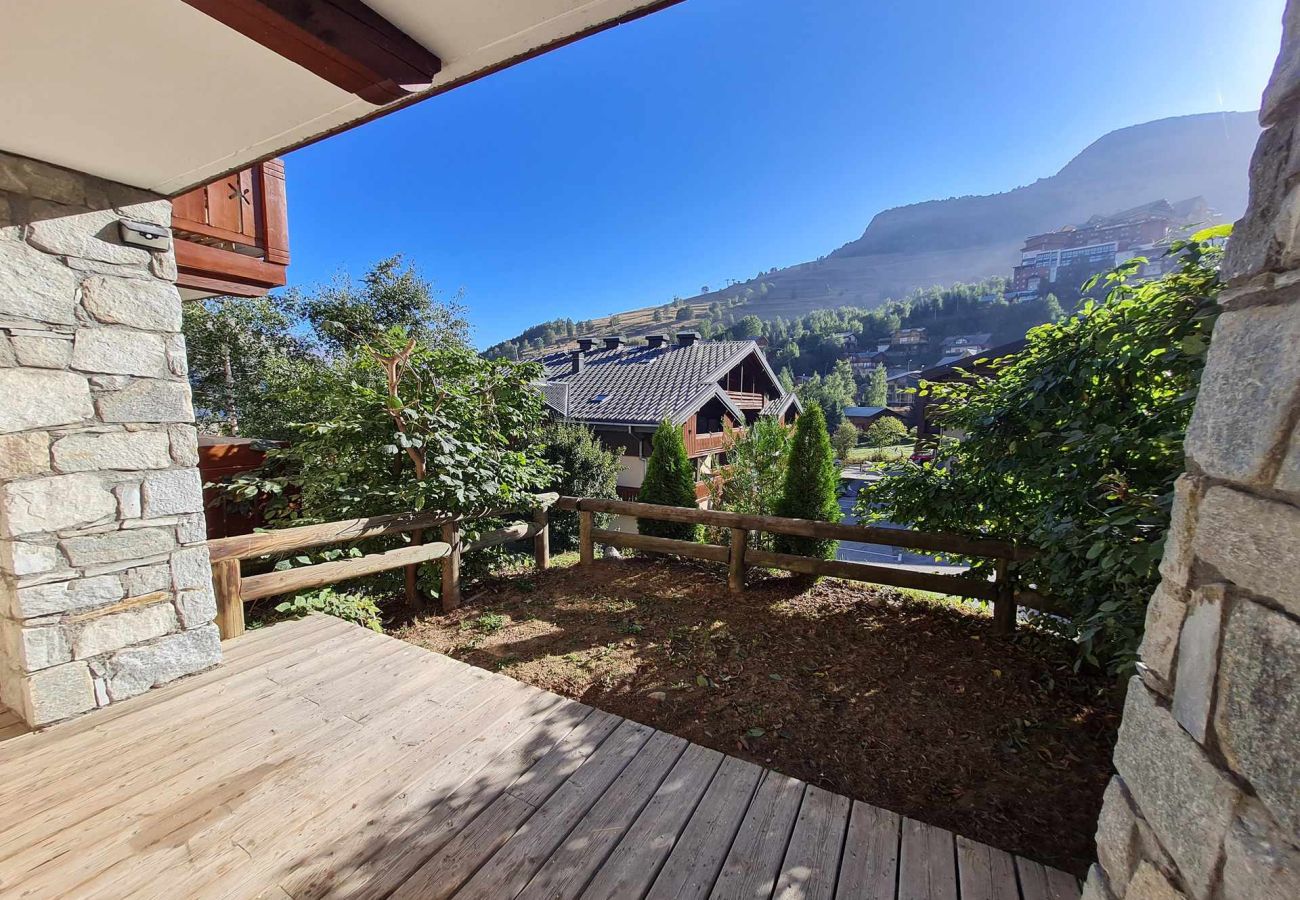 Appartement à Les Deux Alpes - Appt terrasse vue montagne avec petit jardinet, 4 pers, proche pistes