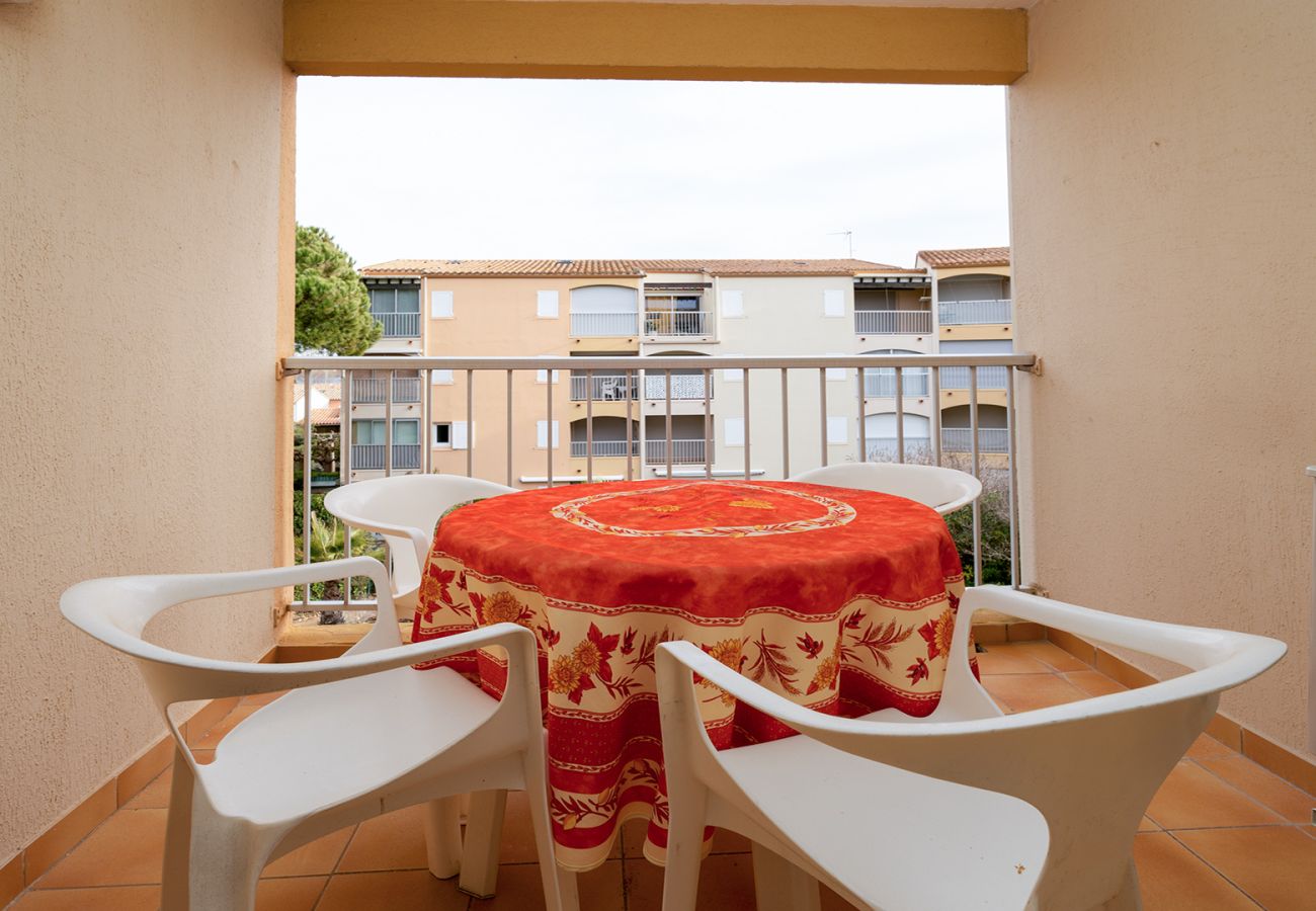 Appartement à Agde - Appt lumineux 6 pers, balcon vue jardin