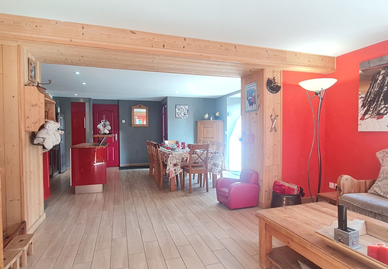 Appartement à Les Deux Alpes - Grand CHALET 10 Pers avec grande terrasse