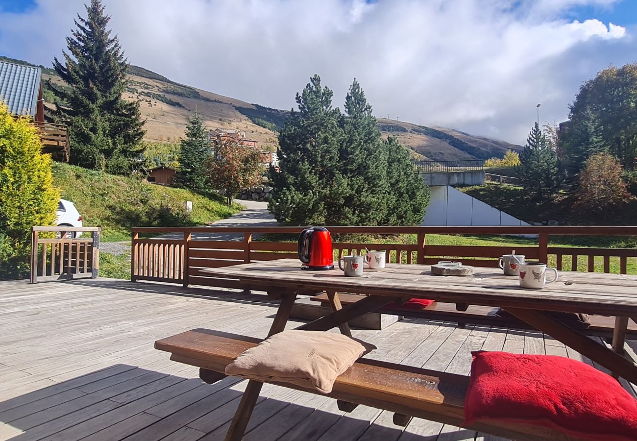 Appartement à Les Deux Alpes - Grand CHALET 10 Pers avec grande terrasse