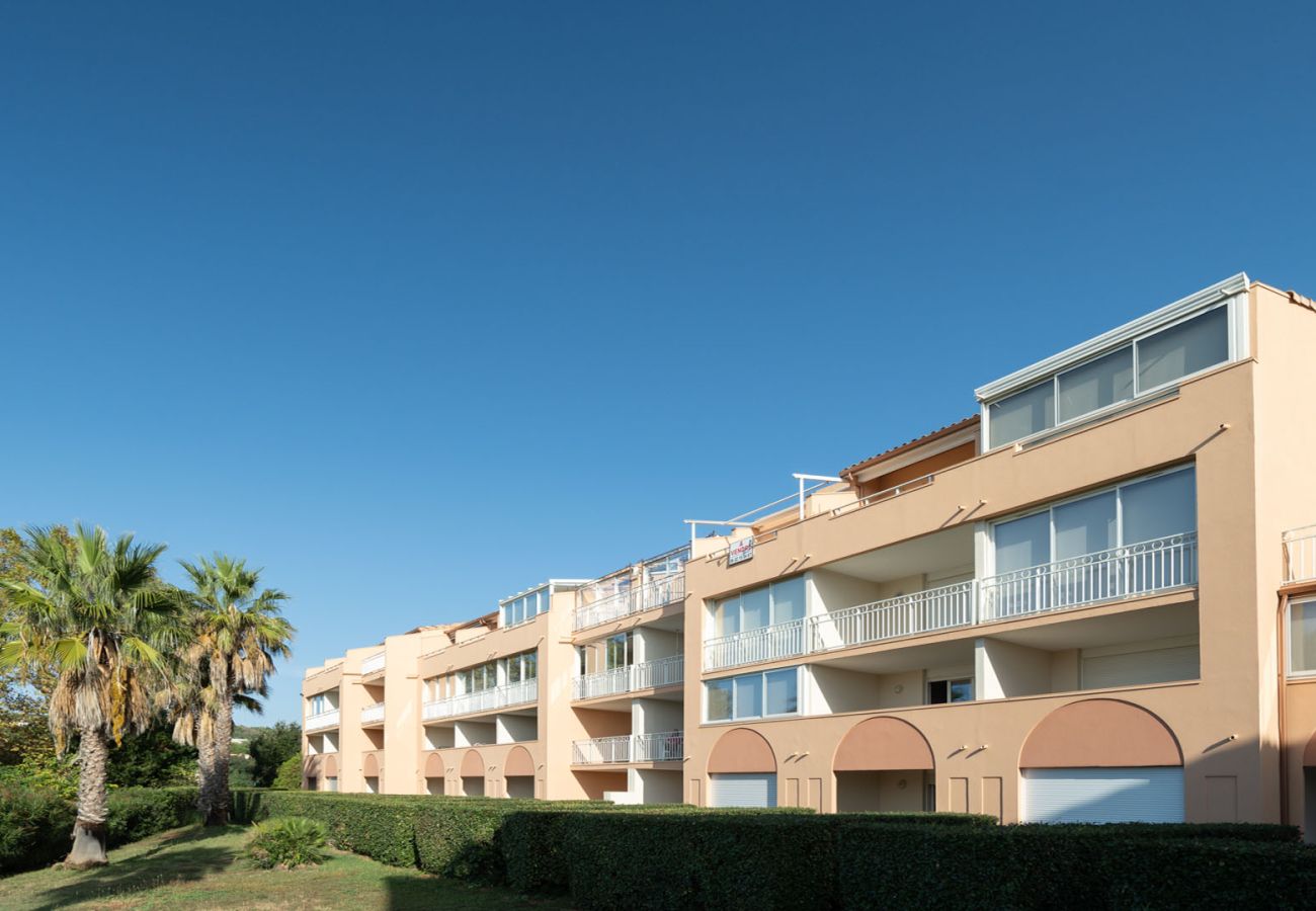 Appartement à Agde - Appt lumineux 4 pers avec jardin