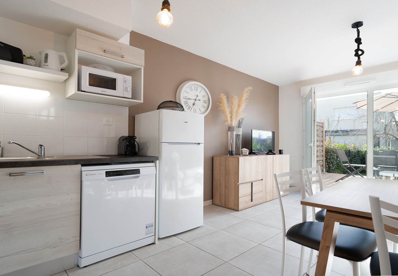 Villa à Sérignan - Villa duplex 6 pers avec  jardin et clim