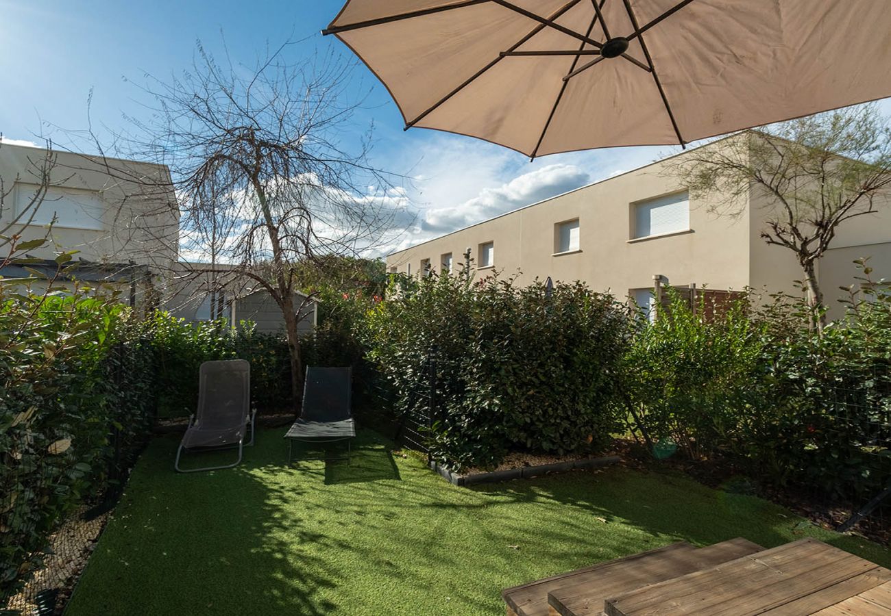Villa à Sérignan - Villa duplex 6 pers avec  jardin et clim