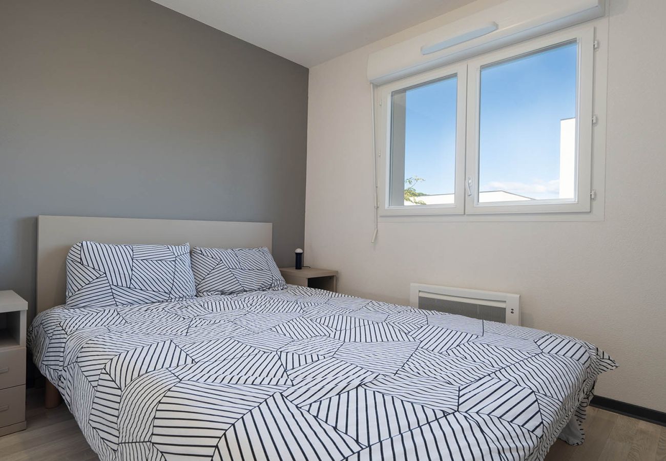 Villa à Sérignan - Villa duplex 6 pers avec  jardin et clim