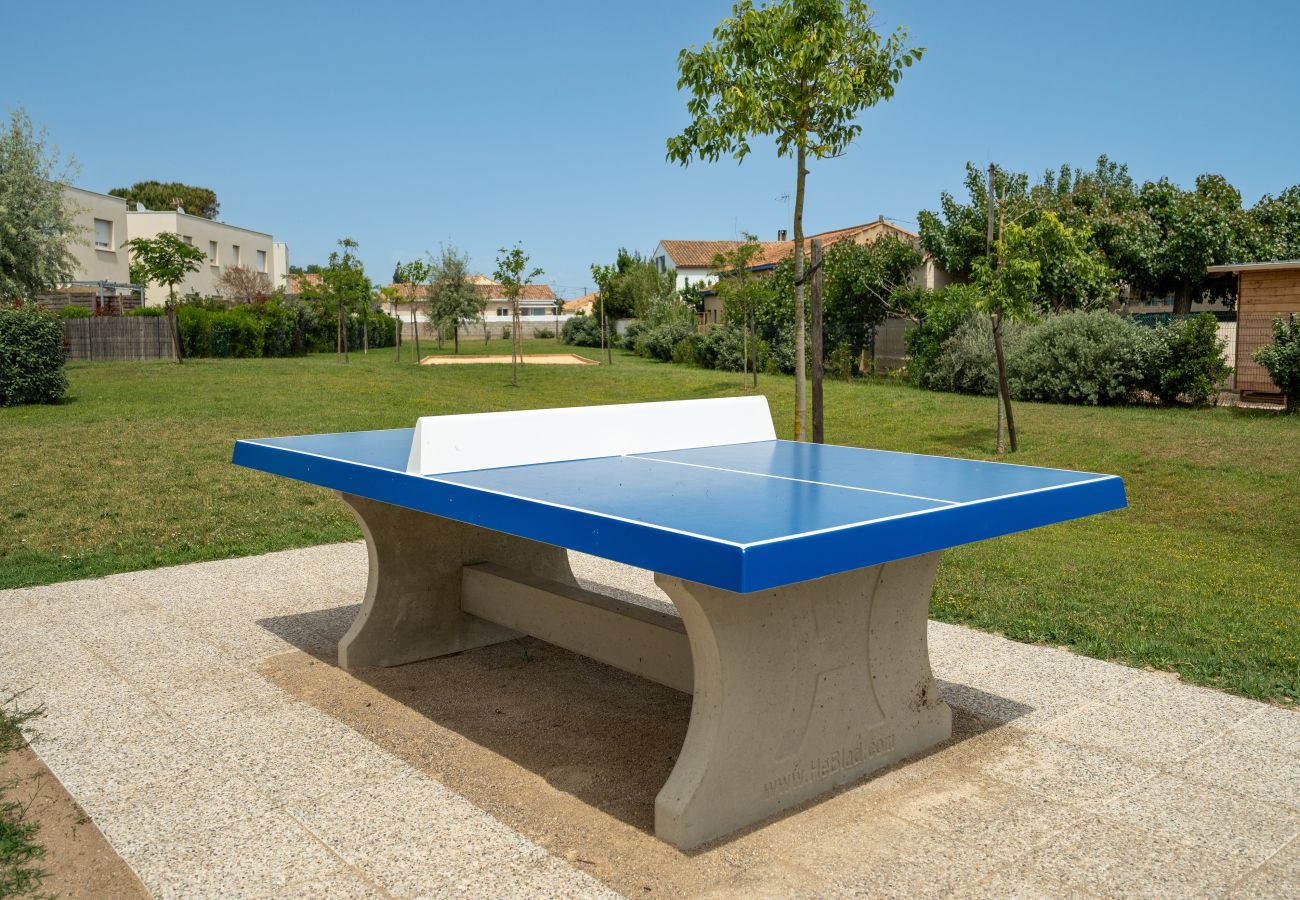 Villa à Sérignan - Villa 6 pers avec jardin dans résidence avec piscine