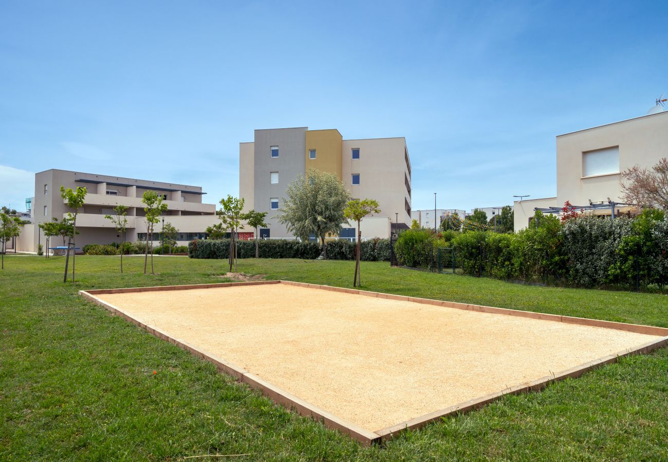 Villa à Sérignan - Villa 6 pers avec jardin dans résidence avec piscine