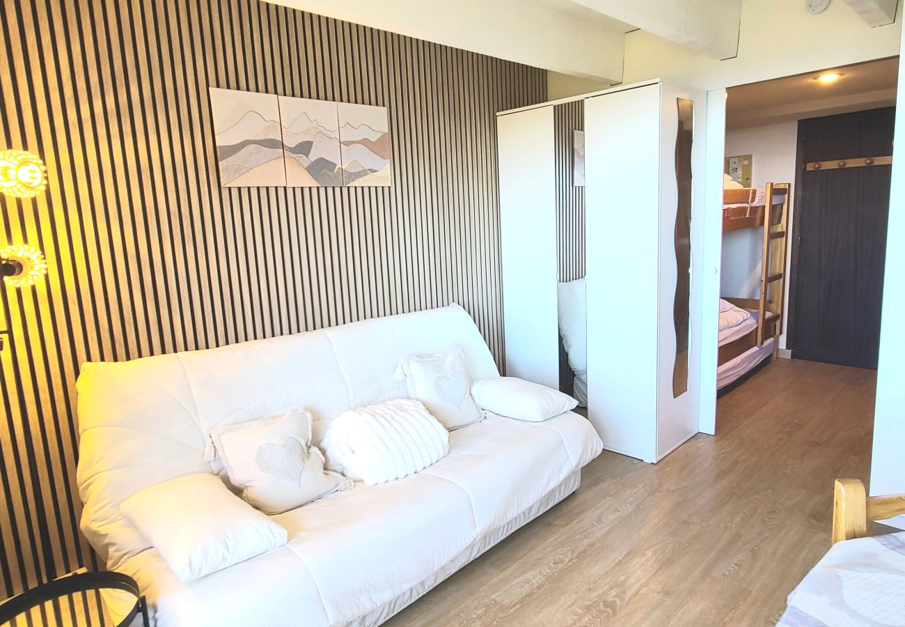 Studio à Chamrousse - Appartement lumineux 5 pers, balcon, proche des pistes
