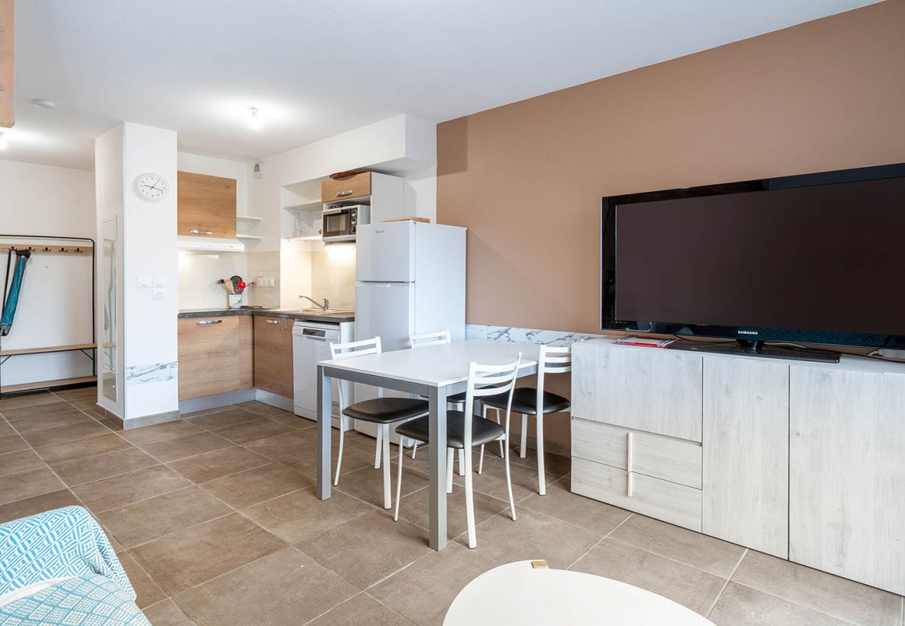 Villa à Sérignan - Villa 6 pers avec jardin dans résidence avec piscine