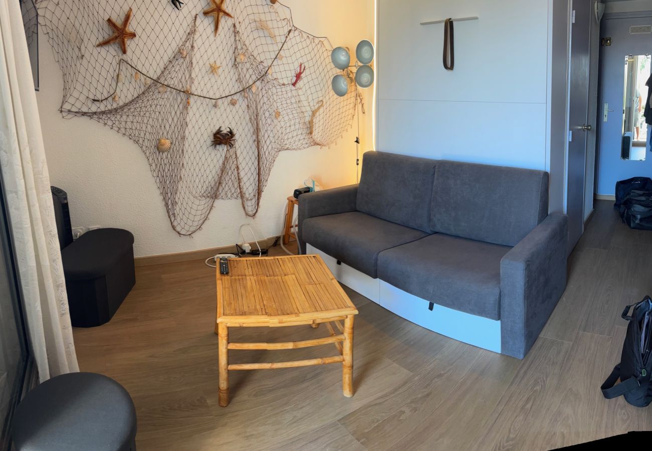 Studio à Agde - Bel Appt pour 4 pers avec jardin