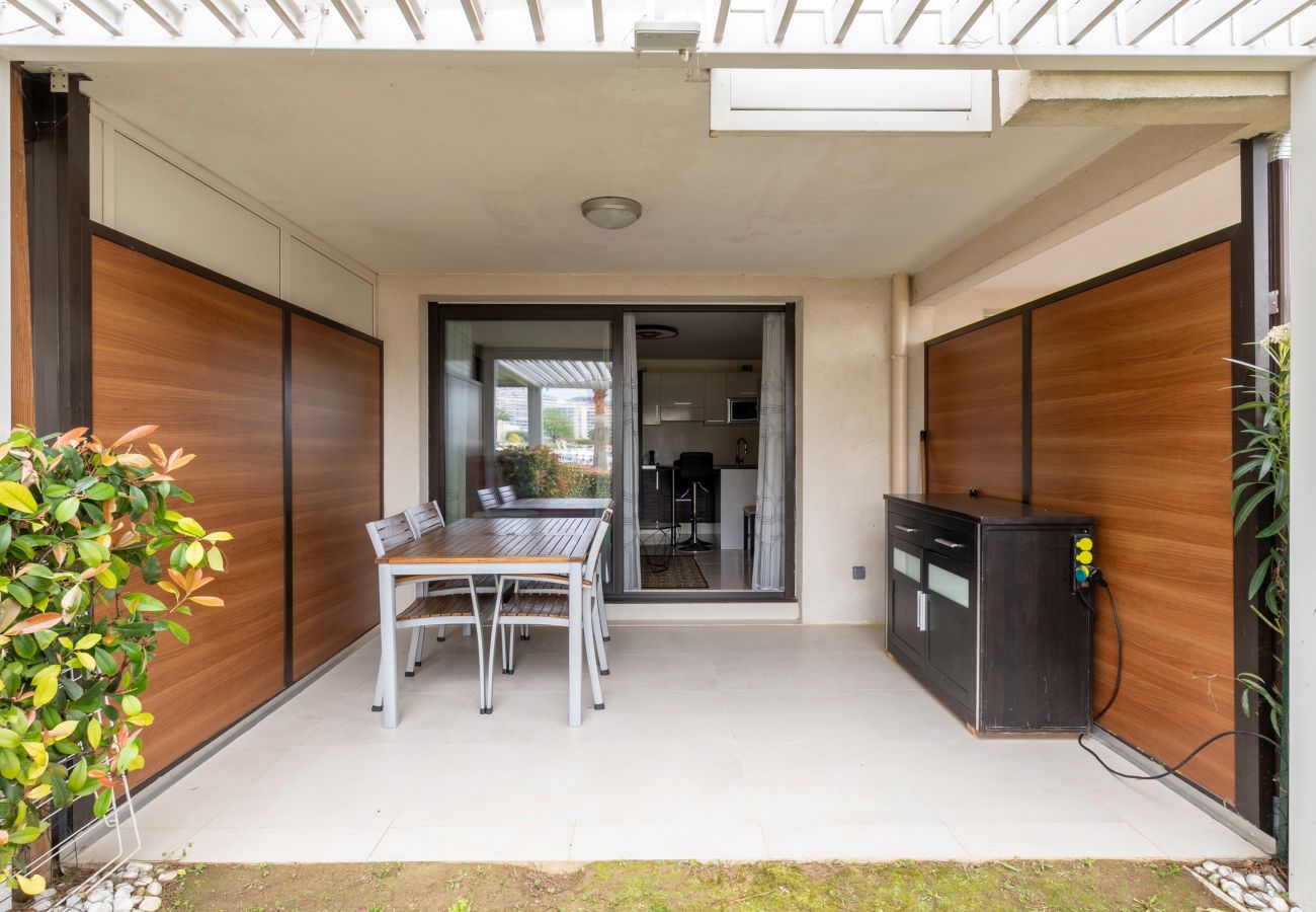 Appartement à Mandelieu-la-Napoule - Bel Appt avec grand jardin pour 4 pers