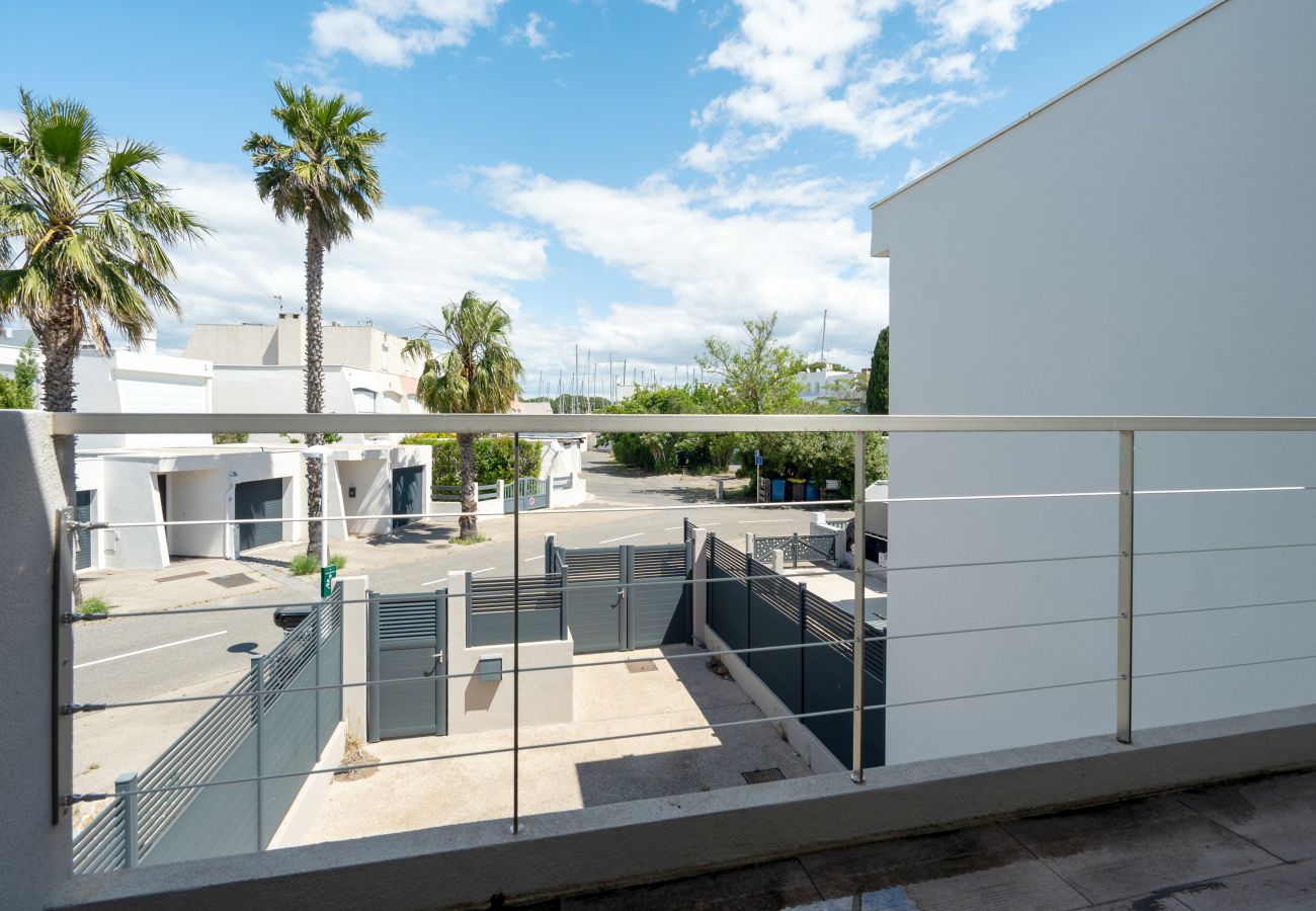 Villa à Le Grau-du-Roi - Villa 6 pers avec vue exceptionnelle sur la Marina