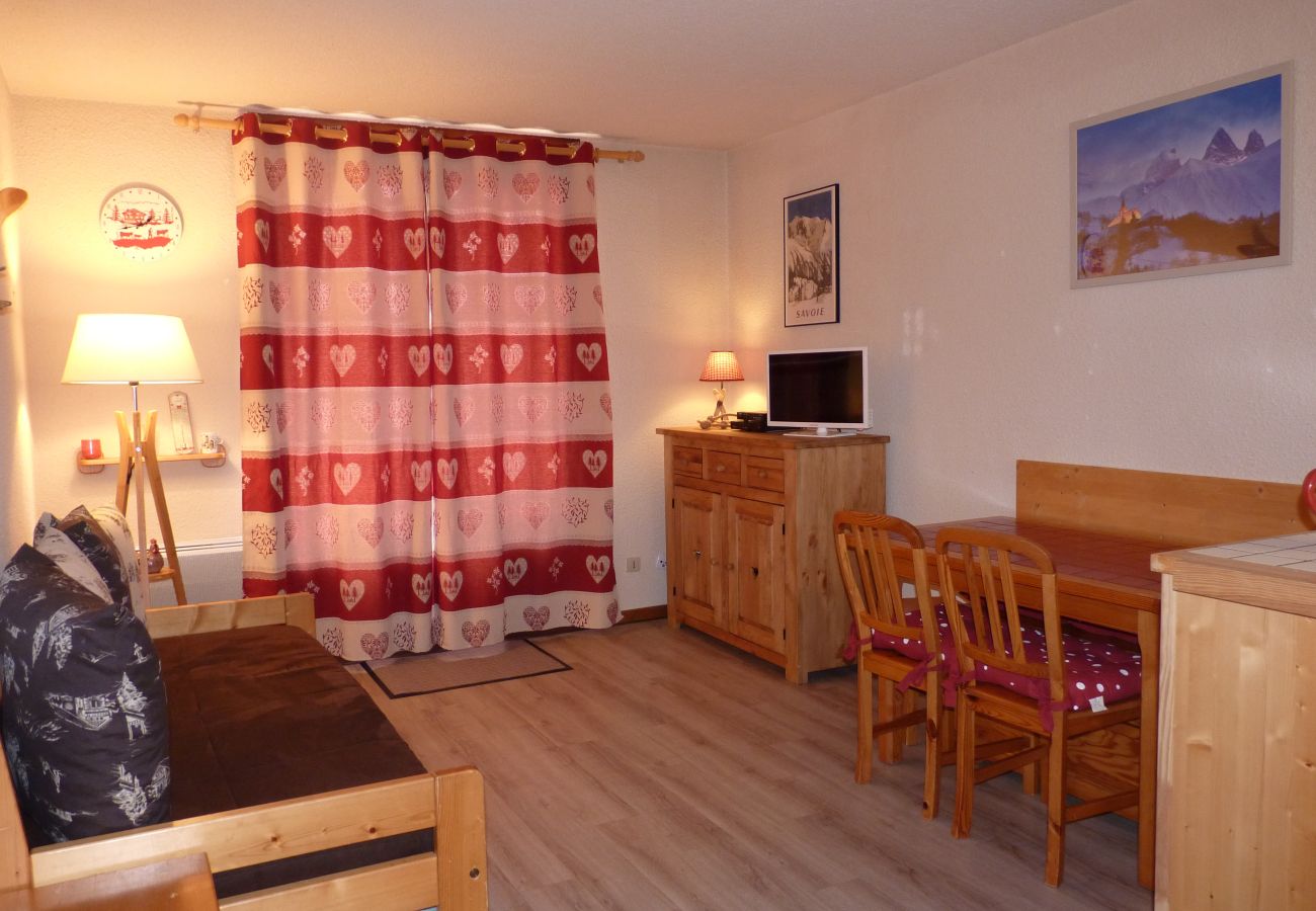 Studio à Saint-Sorlin-d´Arves - Studio, 5pers, balcon, vue montagne