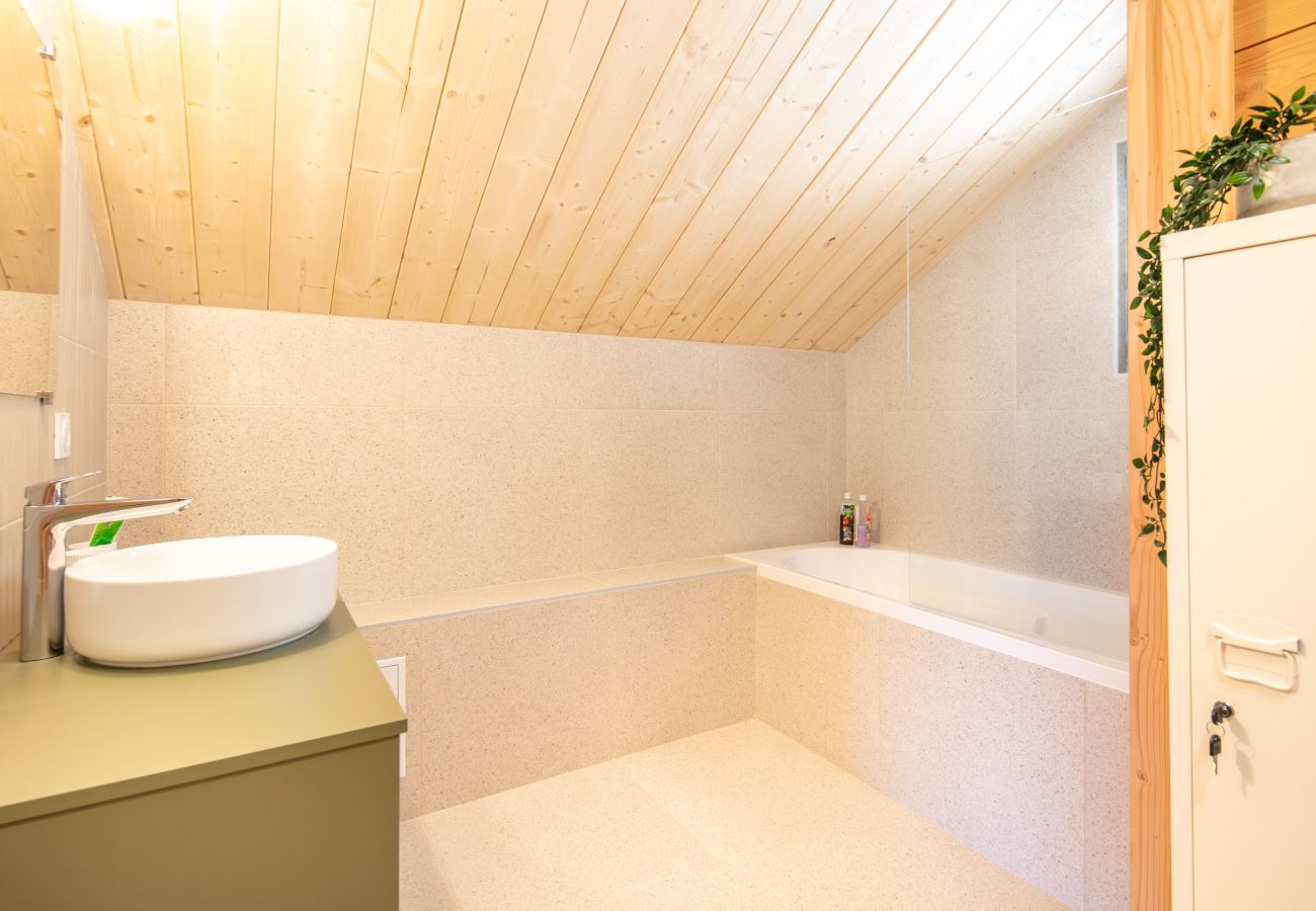 Chalet à Saint-Jean-d´Arves - Chalet individuelle, terrasse, vue montagne