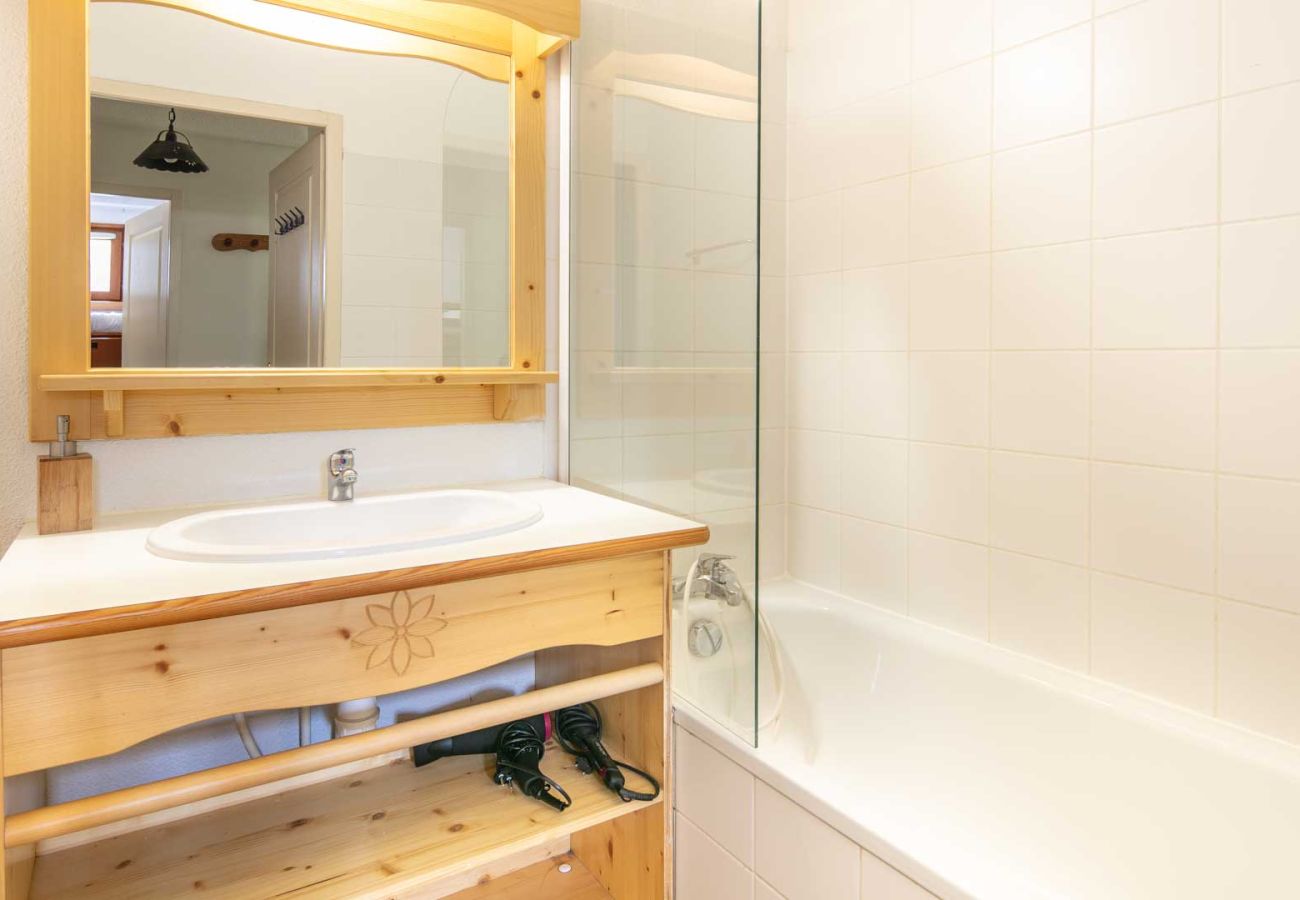 Appartement à Saint-Sorlin-d´Arves - Bel Appt 6 pers près des pistes avec piscine