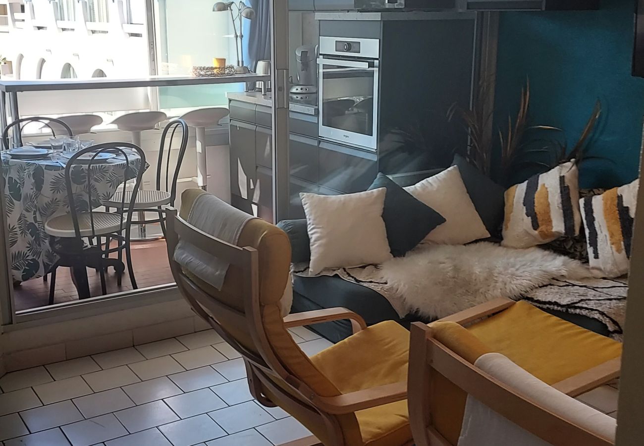Appartement à Le Grau-du-Roi - Bel Appt avec piscine proche plage