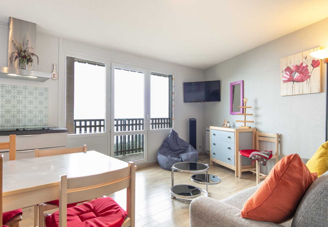 Appartement à Chamrousse - Bel appt 6 pers avec vue magnifique sur les montagnes