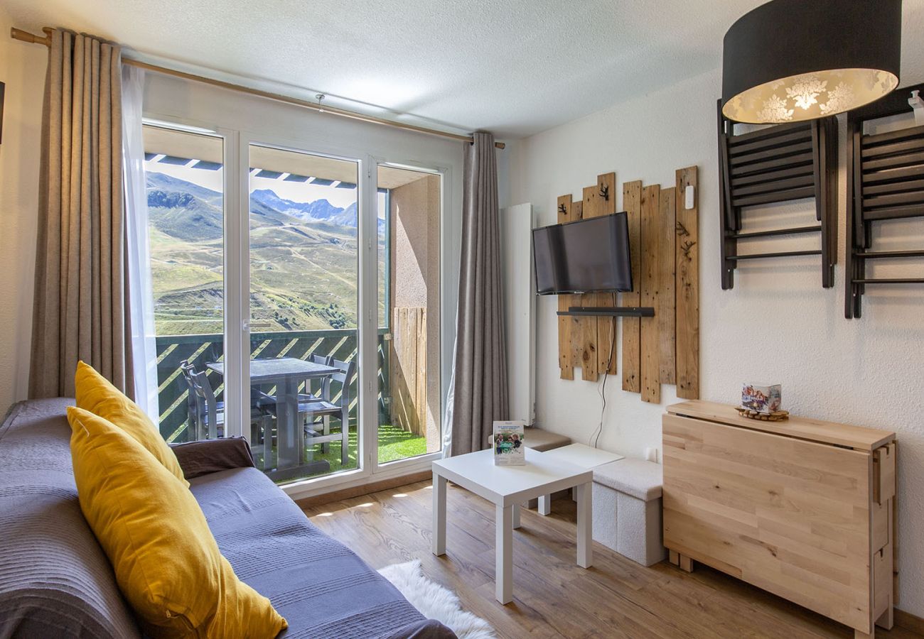Studio à Germ - superbe vue sur les pistes depuis ce Studio pour 4 pers