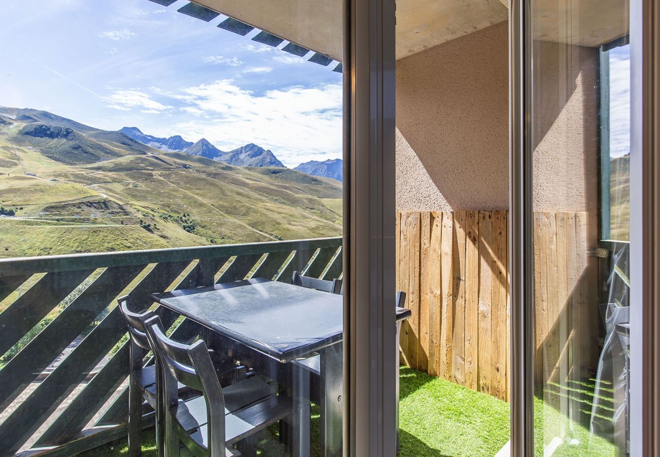 Studio à Germ - superbe vue sur les pistes depuis ce Studio pour 4 pers