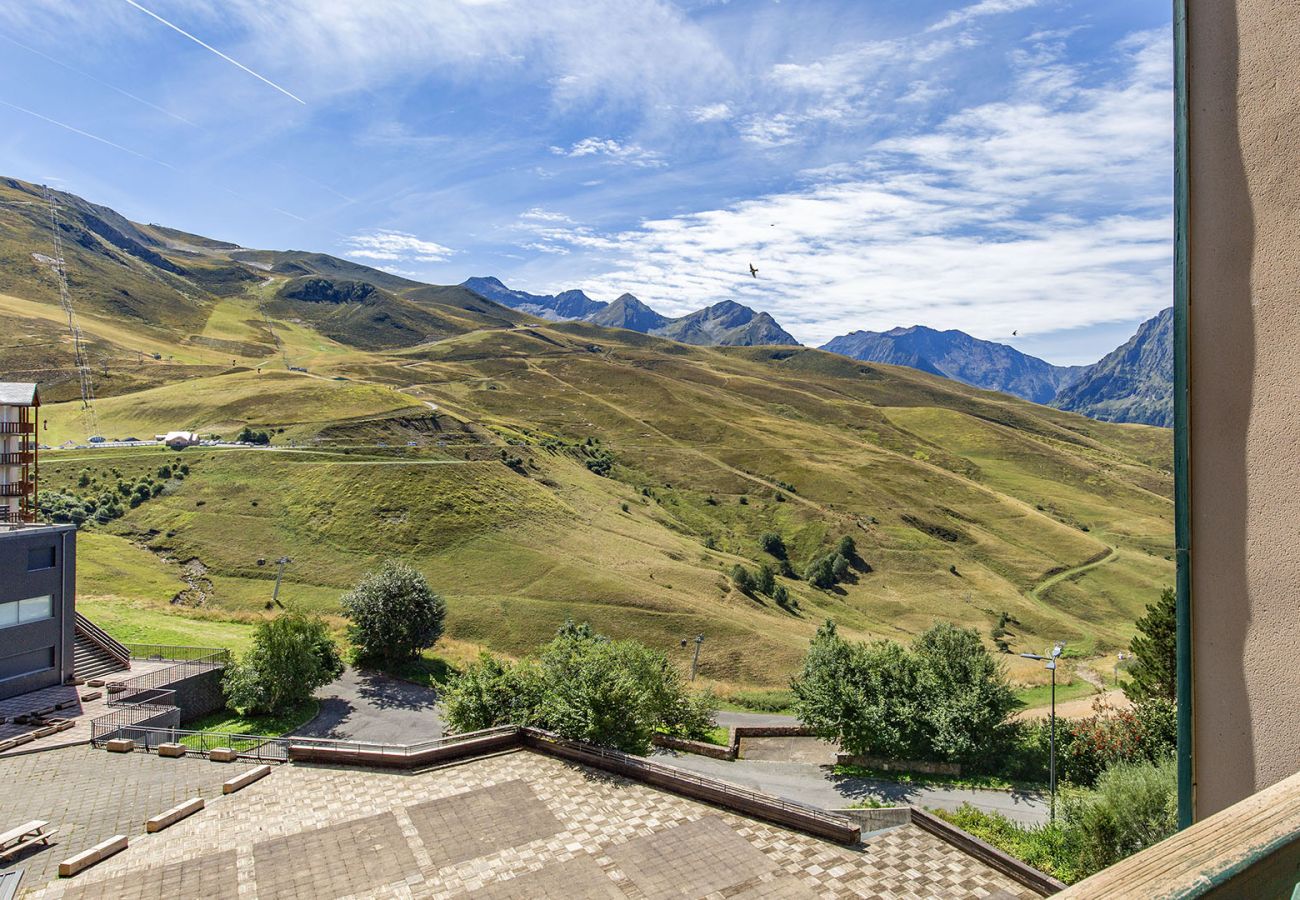 Studio à Germ - superbe vue sur les pistes depuis ce Studio pour 4 pers