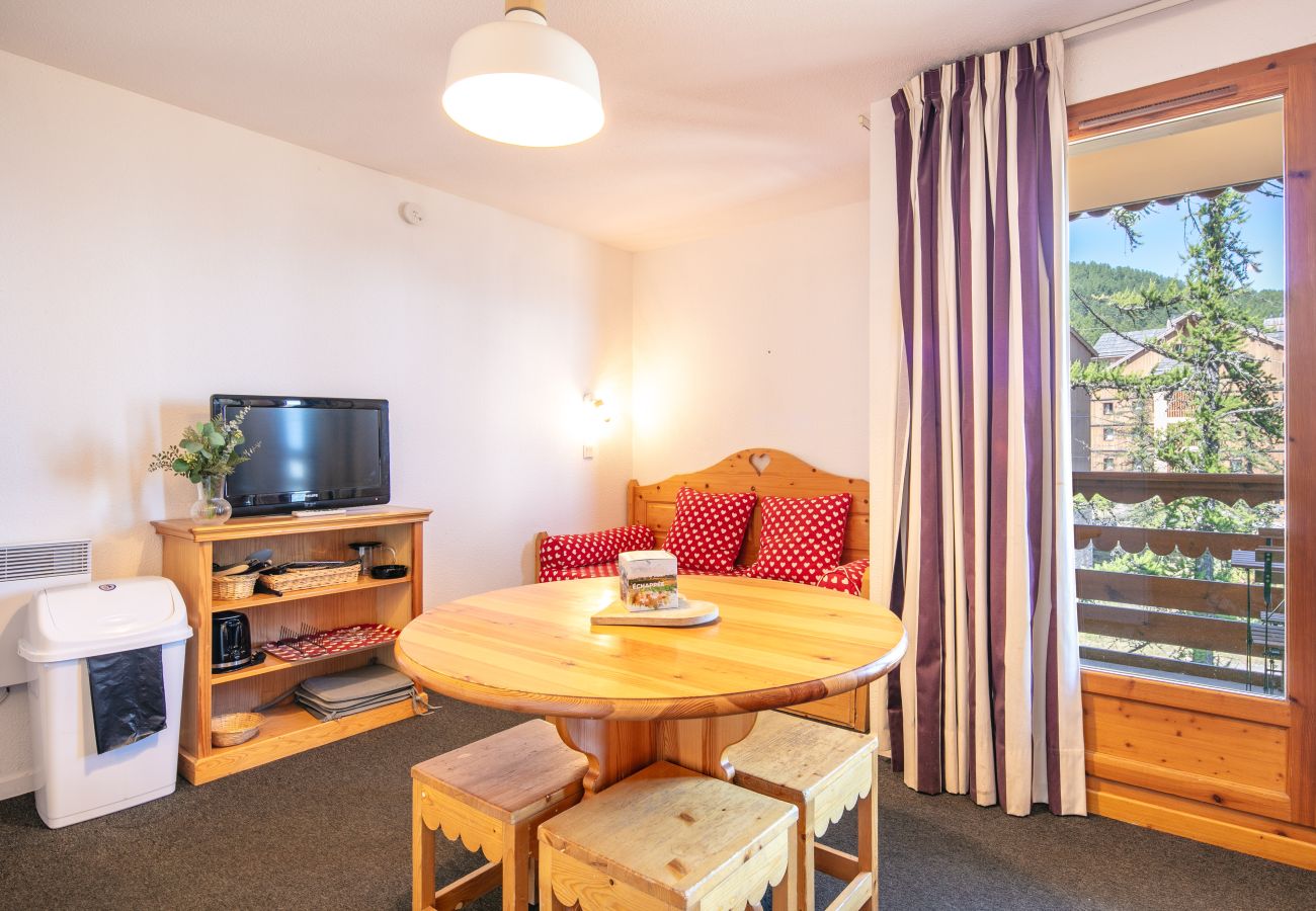 Appartement à Risoul - Bel Apt pour 5 pers vue Pistes de ski