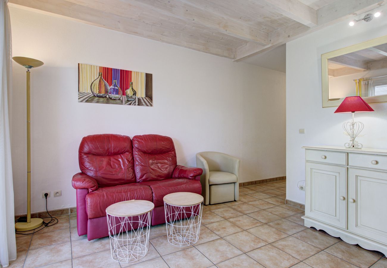 Maison à Homps - Villa 6 pers avec jardin dans résidence avec piscine