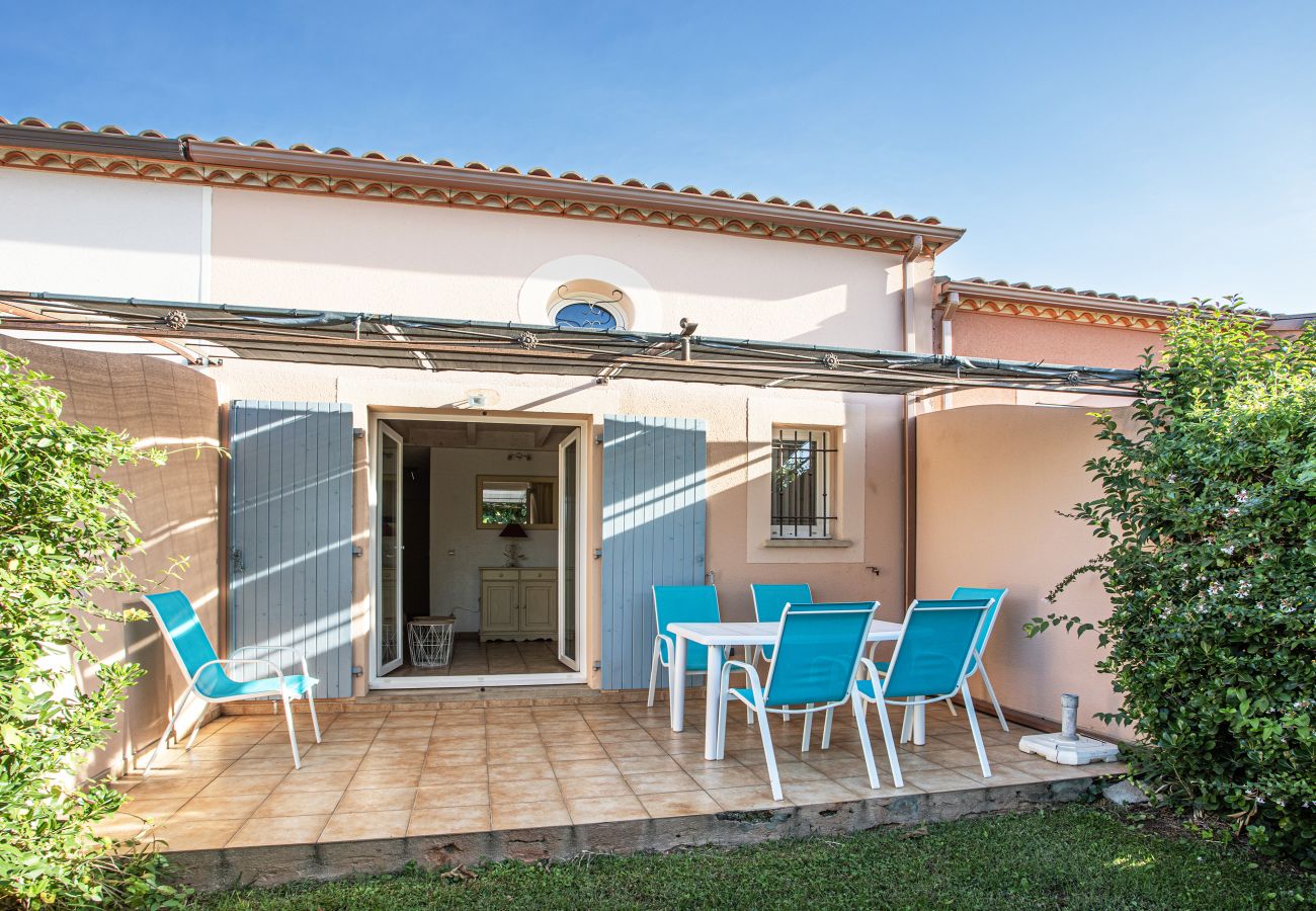 Maison à Homps - Villa 6 pers avec jardin dans résidence avec piscine